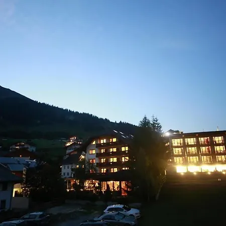 Chesa Monte 4sterne Superior フィス