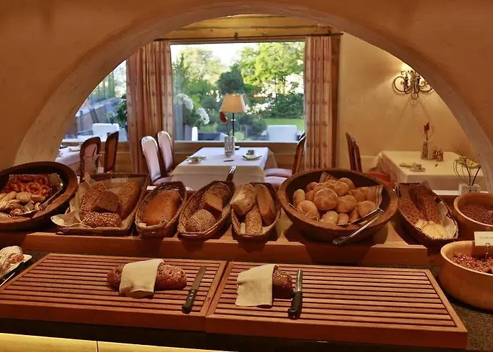 Chesa Monte 4sterne Superior Hotel 4*