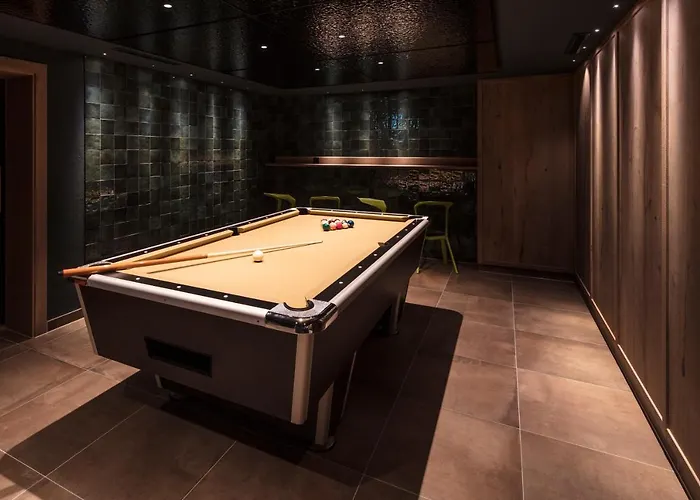 酒店 Chesa Monte 4sterne Superior 费斯