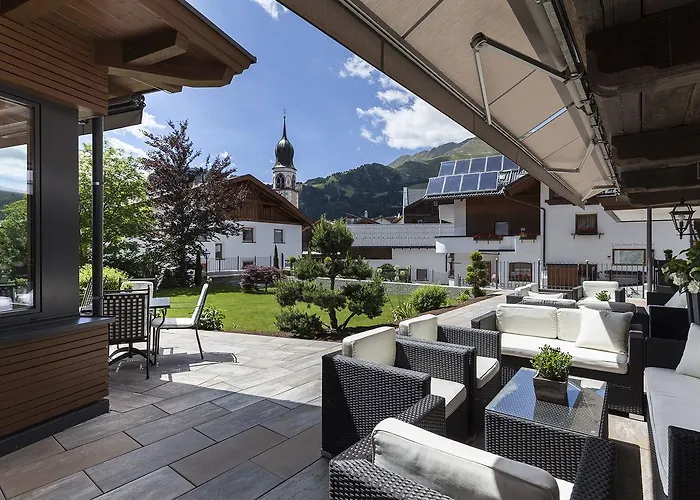 Chesa Monte 4sterne Superior Hotel Fiss